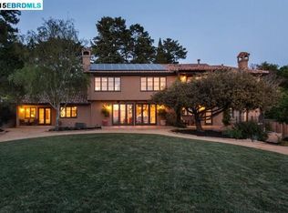 14121 Skyline Blvd, Oakland, CA 94619