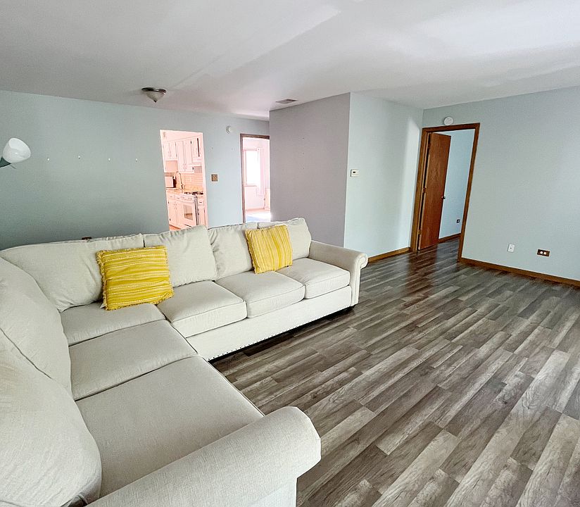 1st image of 6252 S Mason Ave #3B