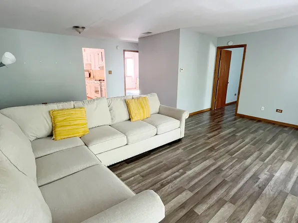 6252 S Mason Ave #3B, Chicago, IL 60638