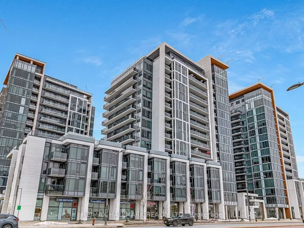 9608 Yonge St, Richmond Hill, ON