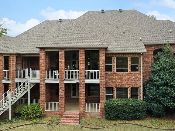 2nd image of 3105 Southern Hills Ln