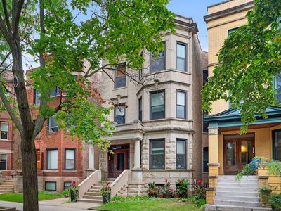 1310 W Cornelia Ave, Chicago, IL, 60657