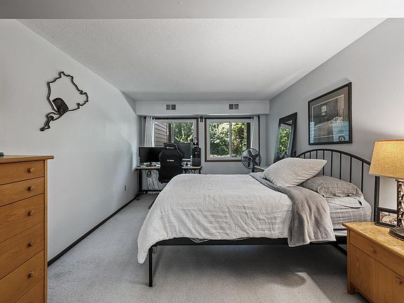 5th image of 8948 Neill Lake Rd #155