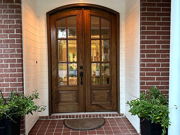2nd image of 1635 Weston Ct