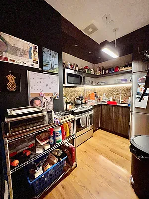 Rented by Hagstrom Management Inc | media 23