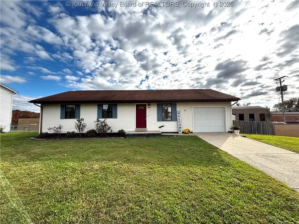 56 Spanish Oak Dr, Culloden, WV 25510