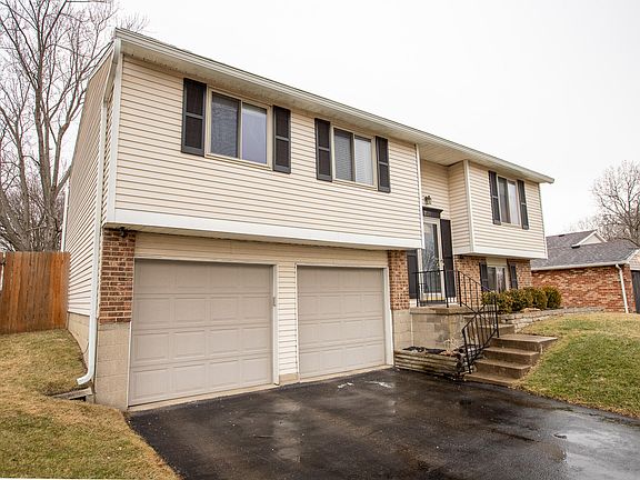 3rd image of 721 Mariclaire Ave