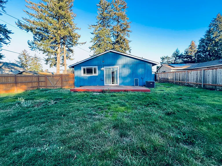2909 SE 140th Ave — Photo 17
