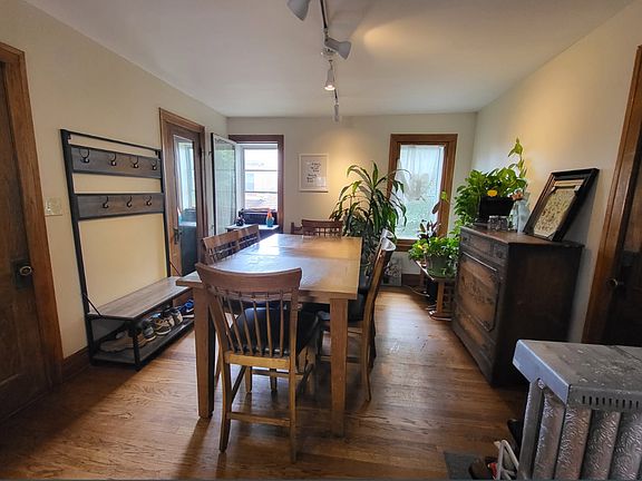 2nd image of 713 S Oak Park Ave #2