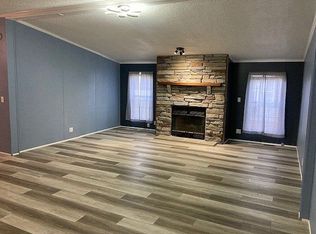 604 Hidden River Dr #136, Adrian, MI 49221