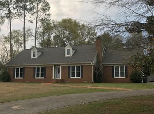 536 Iveys Scenic Dr, Albany, GA 31721