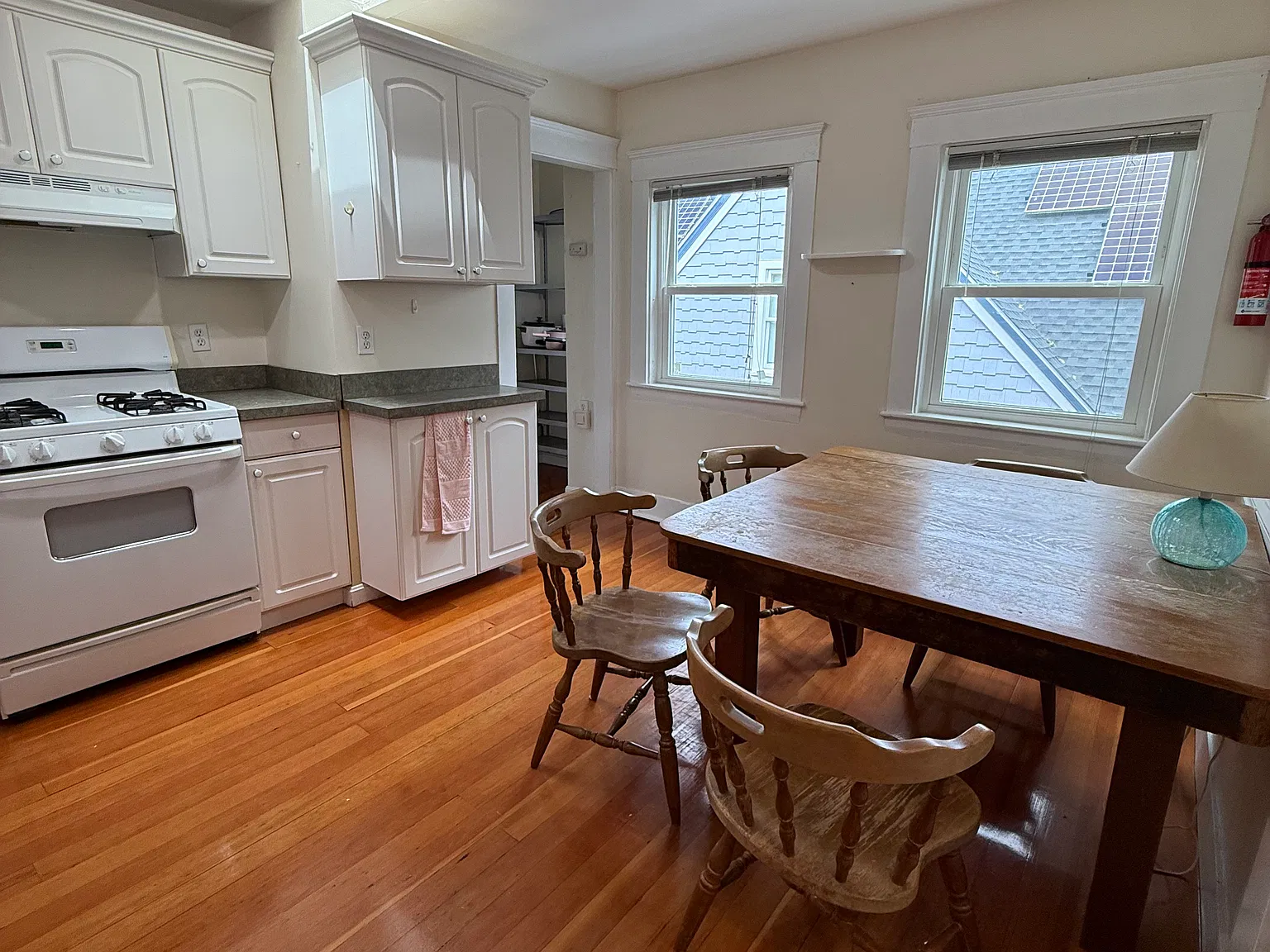 3 bed, $4,050 — Photo 3