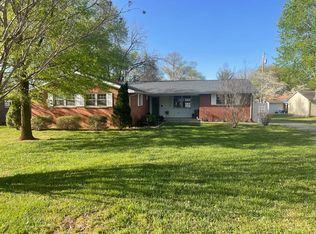 1110 Cheyenne Dr, Bowling Green, KY 42104