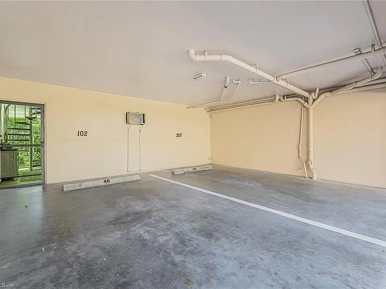 807 River Point Dr #102D — Photo 24