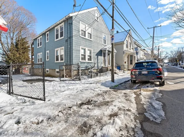 121 Buttonwood St, Dorchester, MA 02125