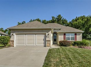 20 NW 90th Ter, Kansas City, MO 64155