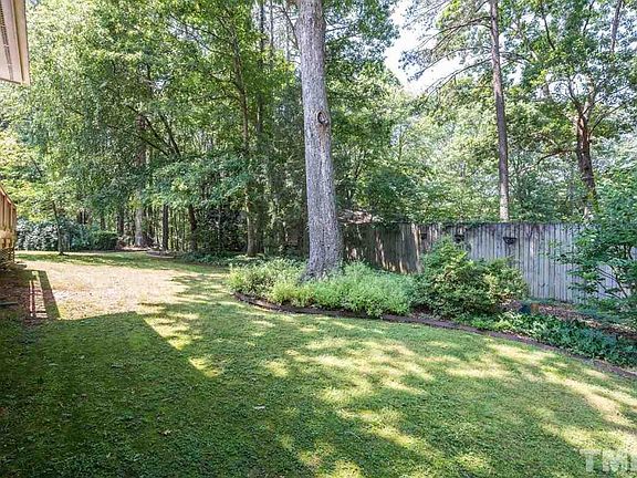 4th image of 4 Bent Oak Ct
