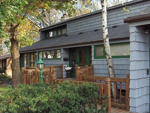 Front of house from driveway