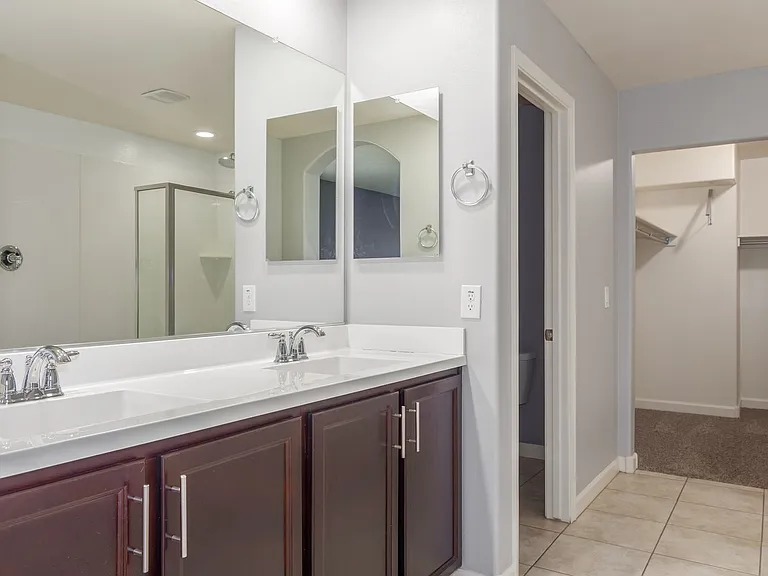 17186 W Lisbon Ln — Photo 13