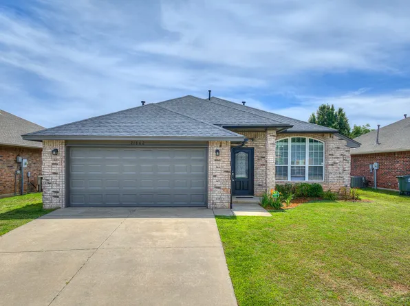 21862 Meadow Mist Ct, Edmond, OK 73012