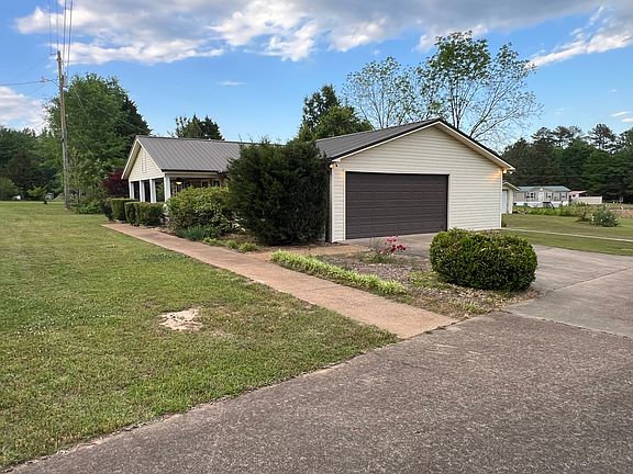 4th image of 1396 Nix Rd