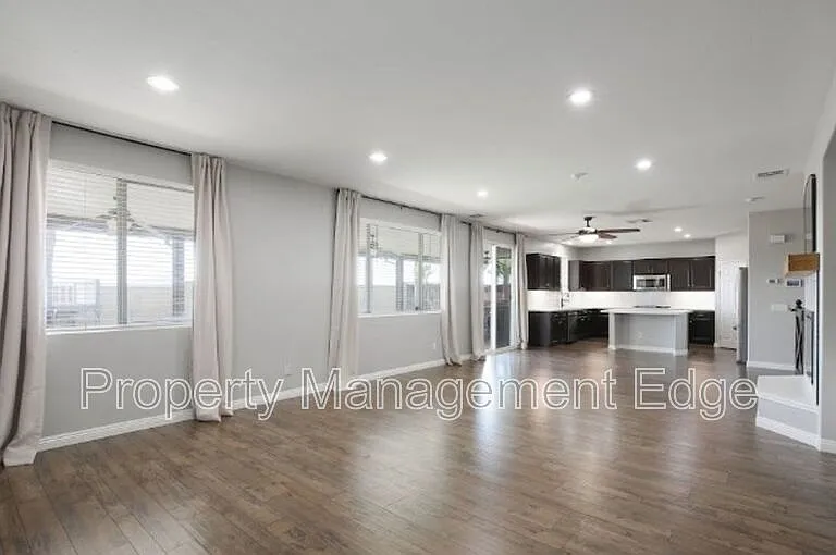 33916 Verbena Ave — Photo 9