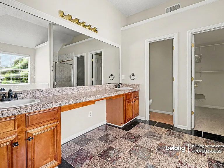 1439 Alice Ave — Photo 19