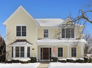207 N Grant St, Westmont, IL 60559