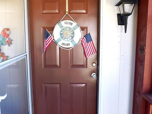 5th image of 123 Bayview Dr