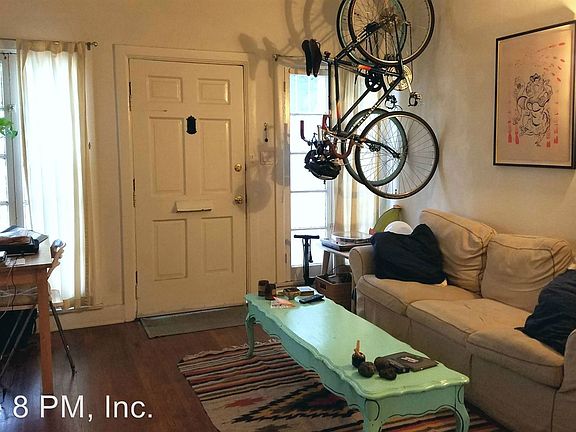 3rd image of 1614 Scott Ave