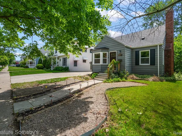 929 Columbia Rd, Berkley, MI 48072