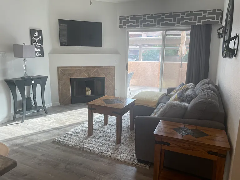 1650 Smoketree Ave S #118 — Photo 5