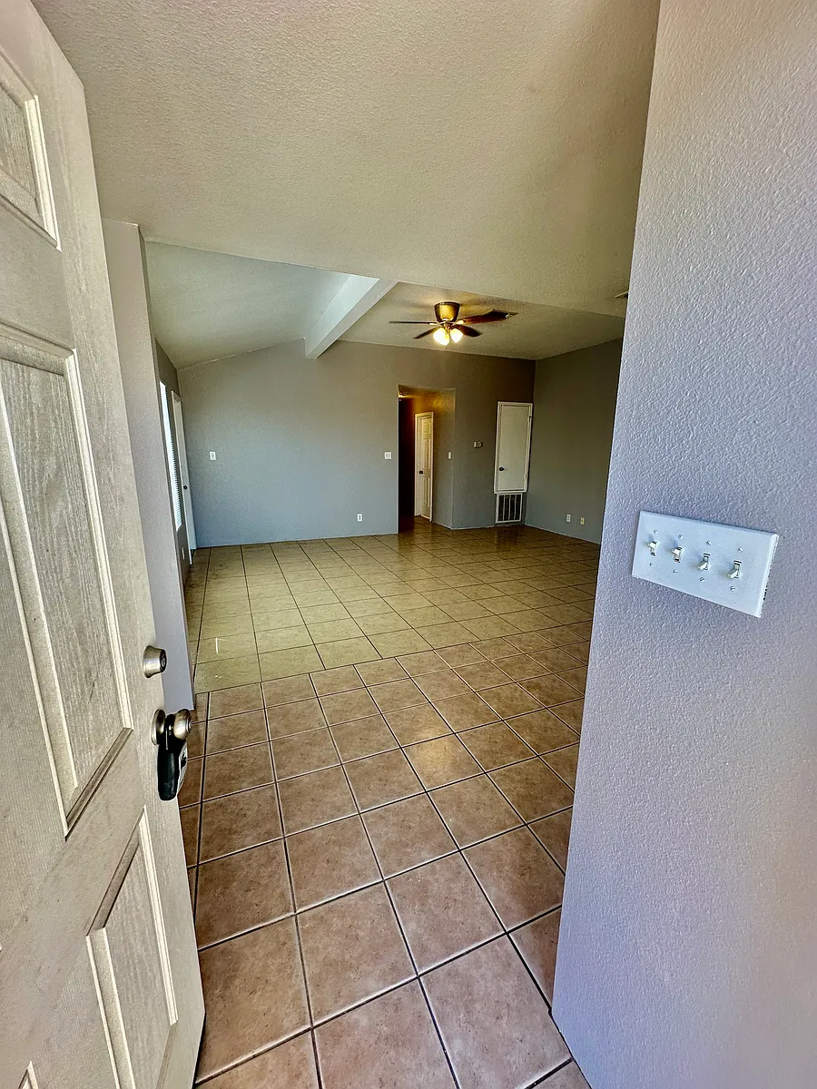 Building Photo - 7367 Golf Vista Blvd #7367