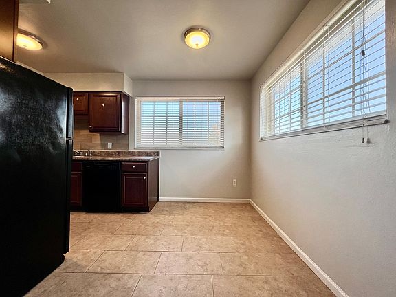 5th image of 1545 Leeshores Ln APT D