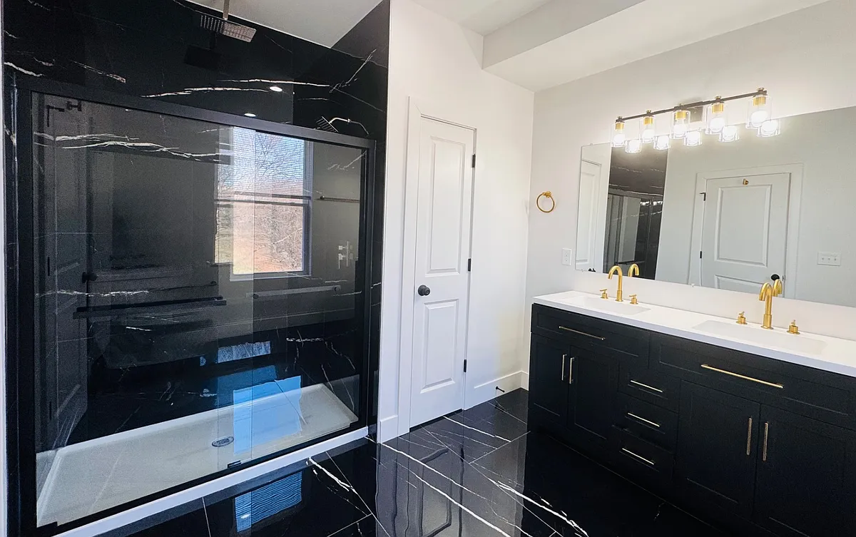 Photo 2 of 6 - 3320 Elm Ave #A - Baltimore, MD Unit Photo - 3320 Elm Ave #A