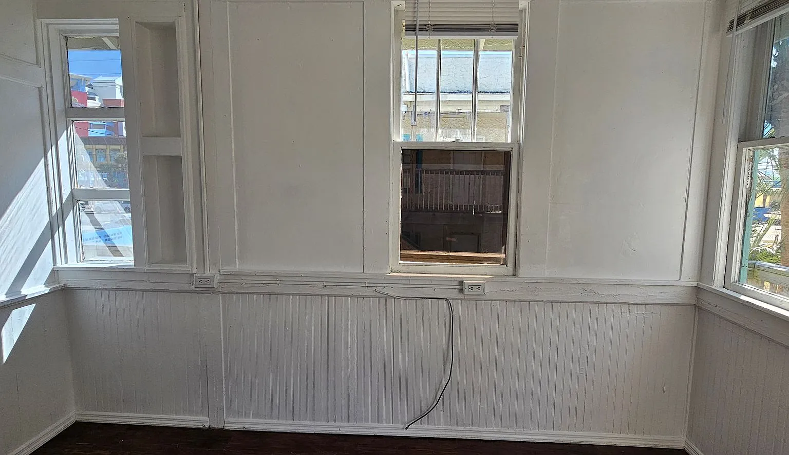 Ora St. - 709 Unit 06 — Photo 3