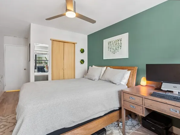 330 Third Avenue image 6 of 12