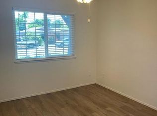 3566 Dune St, Redding, CA 96002