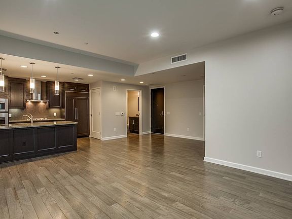 2nd image of 4242 Broadway St