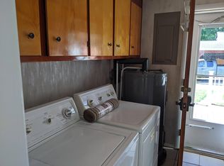 215 Hargrave Ave, Colonial Heights, VA 23834