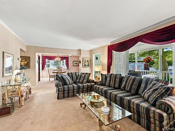 5th image of 22 Shaw Drive