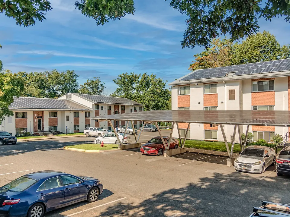 SUNCREST FLATS