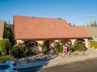 12513 Hesby St, Valley Village, CA 91607