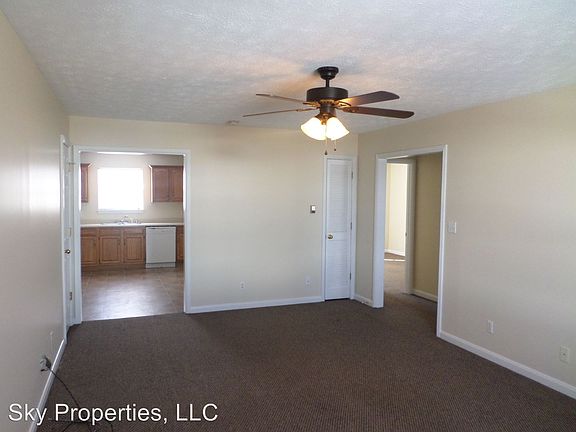 5th image of 100 Pinnacle Ct APT 514