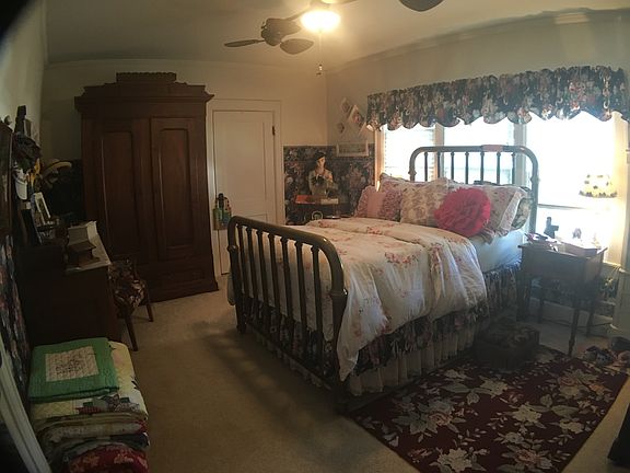 5th image of 1402 Burnett Ln