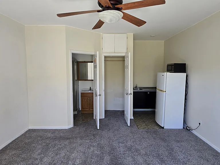 6212 Zelzah Ave — Photo 5