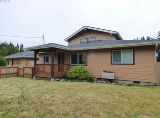 93616 W Dove Ln, North Bend, OR 97459