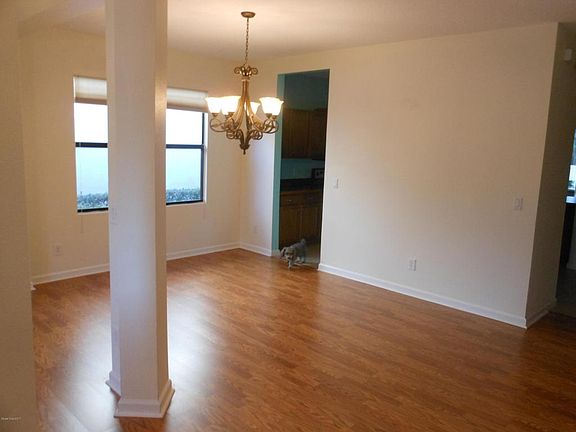 3rd image of 338 Breckenridge Cir SE