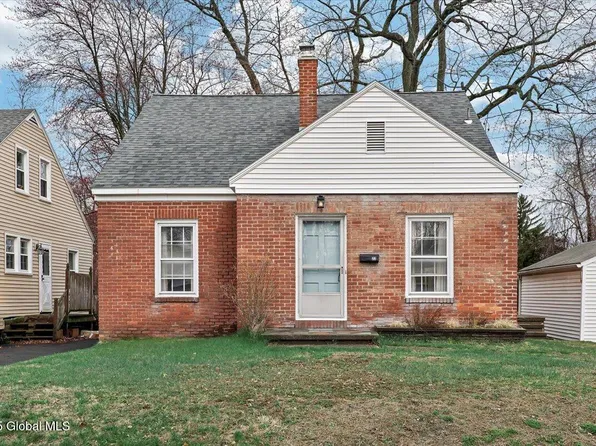 22 Hackett Avenue, Albany, NY 12205