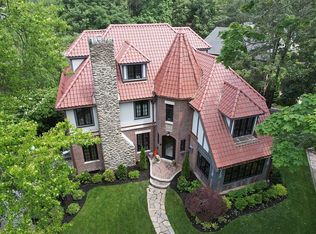 16 South St, Chestnuthill, MA 02467